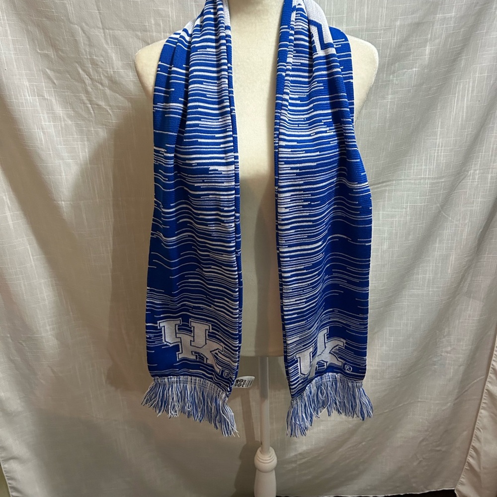 University of Kentucky scarf